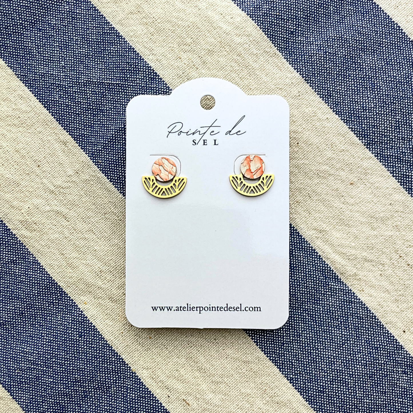 Mistral - Boucles d'oreilles en cuir de poisson - Made in France - puce 8 mm