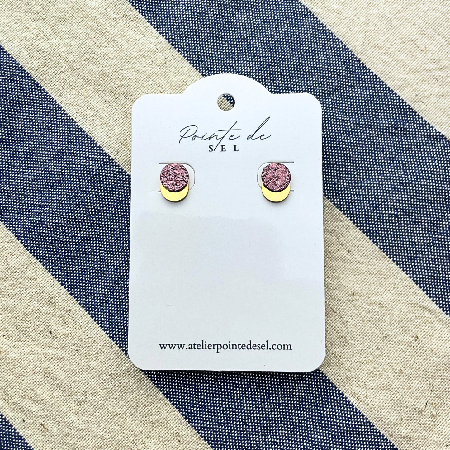 Marée - Boucles d'oreilles en cuir de poisson - Made in France - puce 8 mm