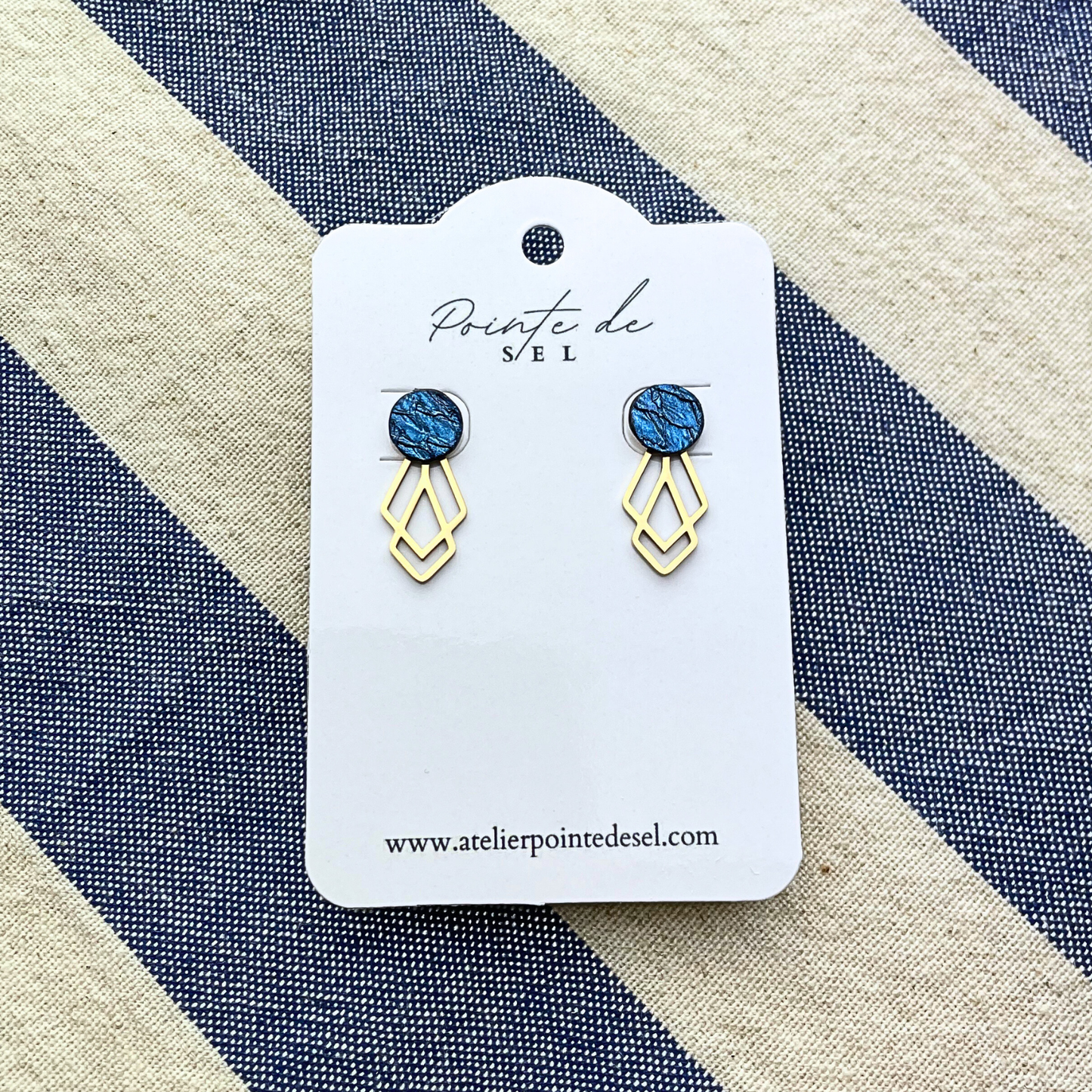 Ondine - Boucles d'oreilles en cuir de poisson - Made in France - puce 8 mm